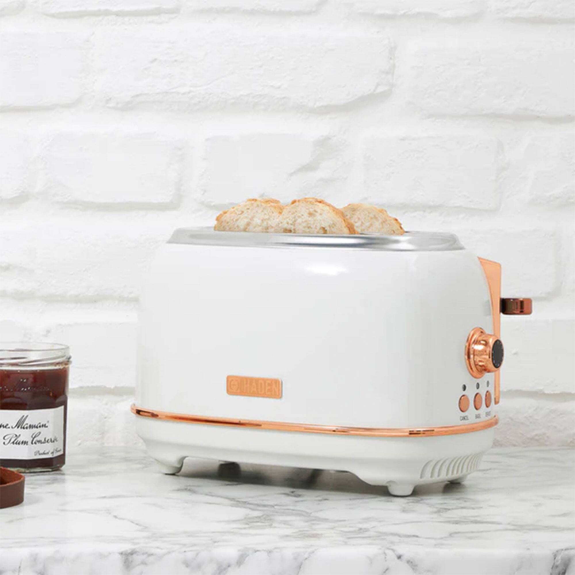 Haden ... I ne Mamn Tumn Casar X

The text on the image reads:
- "Haden"
- "Mamn Plum Tunn"
- "Casar X"