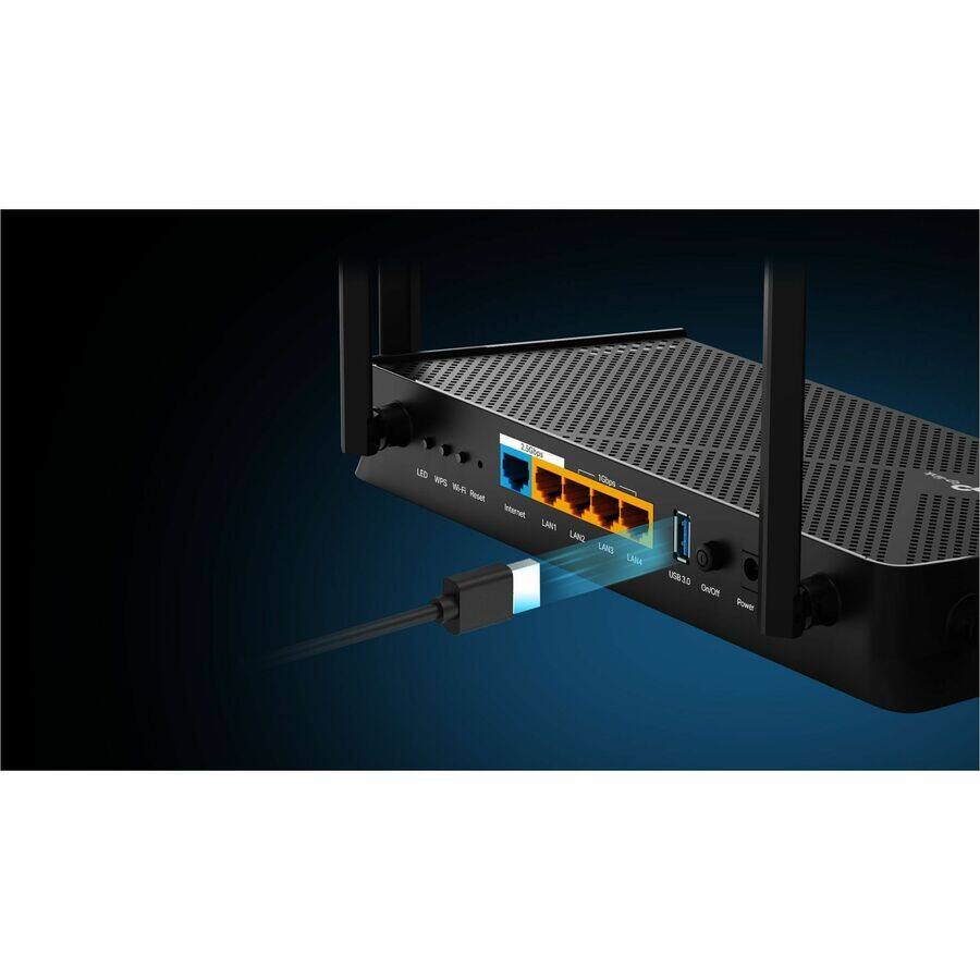 Sure, here is the corrected and grouped text from the image:

**Front Panel:**
- LED
- WPS
- WAN
- LAN1
- LAN2
- LAN3
- LAN4
- USB 3.0
- CHASSIS
- Power

**Back Panel:**
- Internet
- LAN1
- LAN2
- LAN3
- LAN4
- USB 3.0
- CHASSIS
- Power