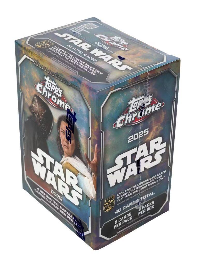 Topps Chrome  
2025  
STAR WARS  

40 TOTAL CARDS  
5 CARDS PER PACK  
8 PACKS PER BOX  

LOOK FOR THE CHROME BASE CARDS FEATURING NEW STAR WARS CHARACTERS  
DEBUT CHROME BASE CARDS  
REFRACTOR PARALLEL GUARANTEED PER BOX  

40 CARDS TOTAL  
5 CARDS PER PACK  
8 PACKS PER BOX  

DEBUT CHROME BASE CARDS  
REFRACTOR PARALLEL GUARANTEED PER BOX
