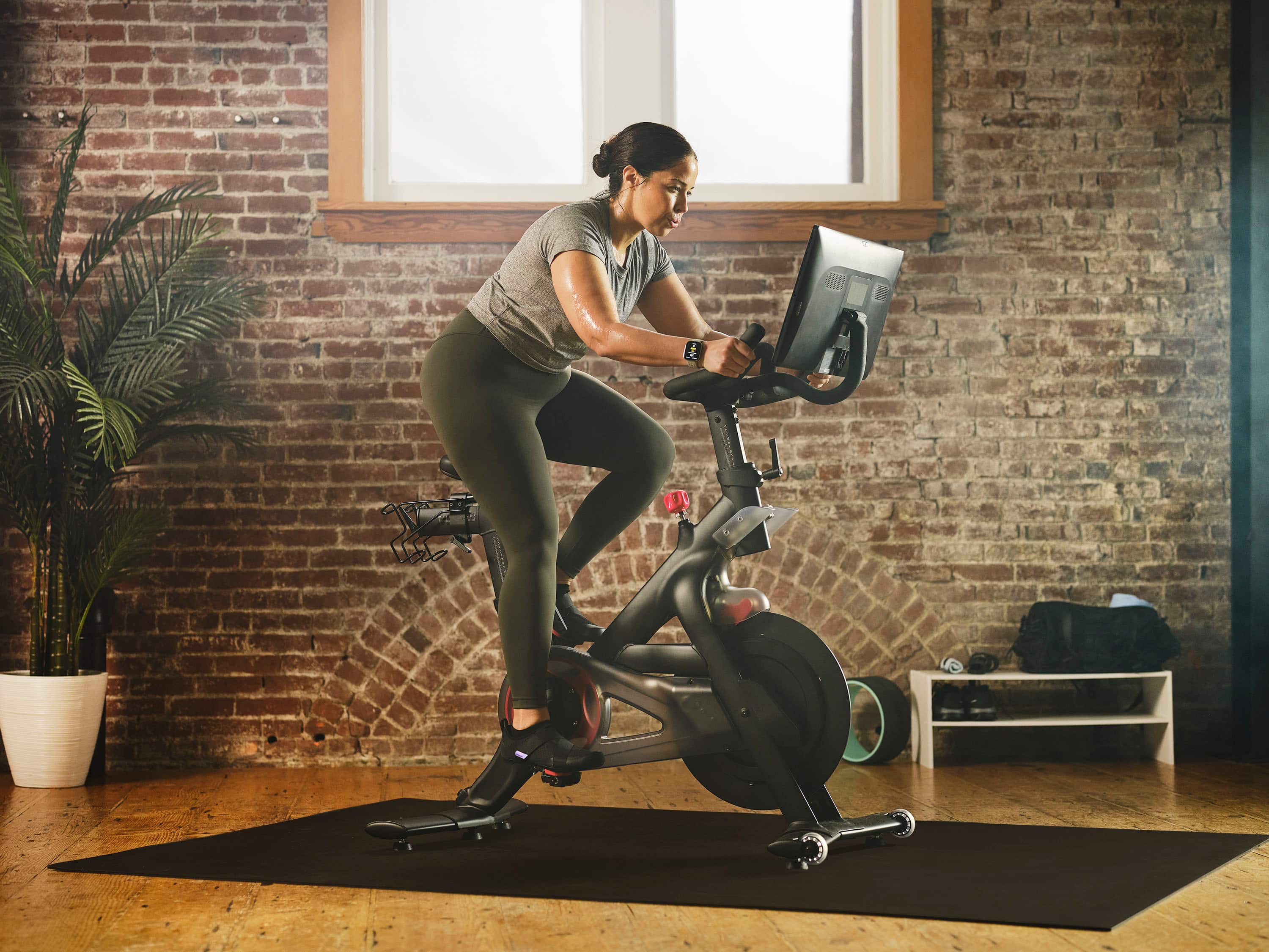 Alt View 11. Amazfit - Bip 6 Smartwatch 46mm Silicone - Black / Blue.