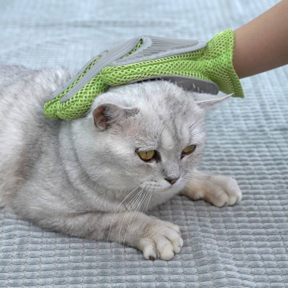 Alt View 1. PetPals - Innovative Grooming Glove.