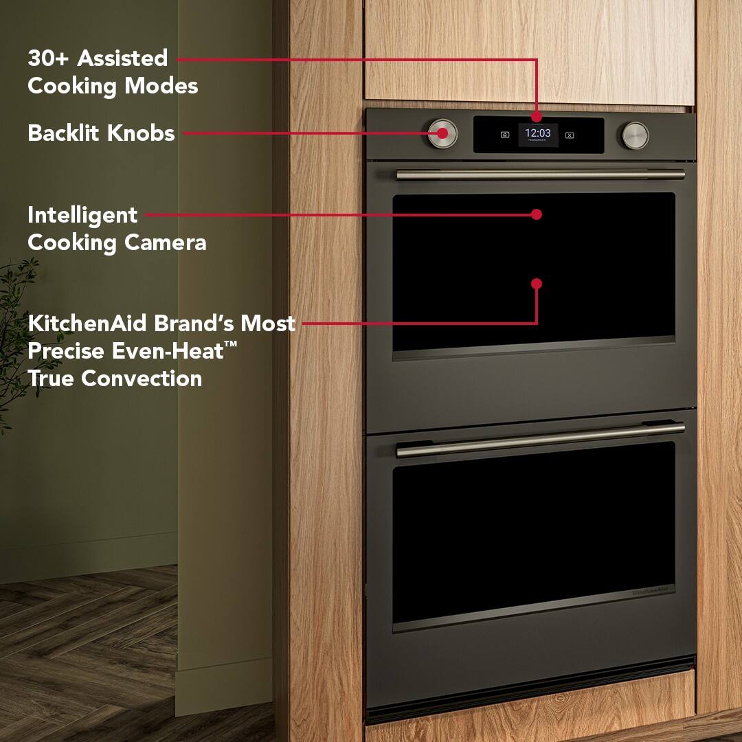 30+ Assisted Cooking Modes  
Backlit Knobs  
Intelligent Cooking Camera  
KitchenAid Brand's Most Precise Even-Heat™ True Convection