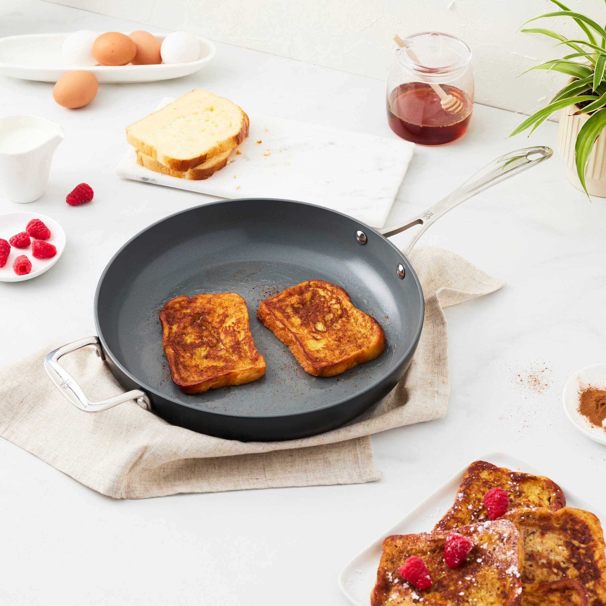 Alt View 5. Henckels - Henckels Release 12-inch Aluminum Ceramic Nonstick Fry Pan with helper handle - Black.