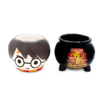 Front. Silver Buffalo - Harry Potter Chibi Harry & Cauldron Sculpted Ceramic Mini Mugs | Set of 2 - Black.