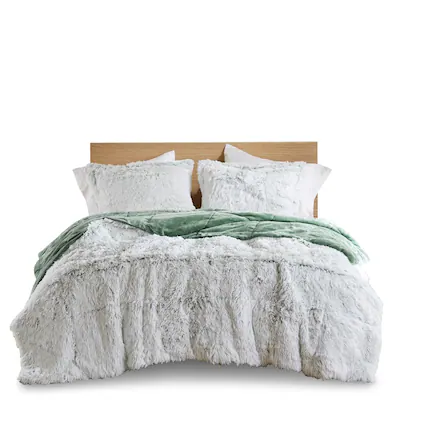 Front. Gracie Mills - Gracie Mills Susie Contemporary Shaggy Long Fur Comforter Set - Green/White.
