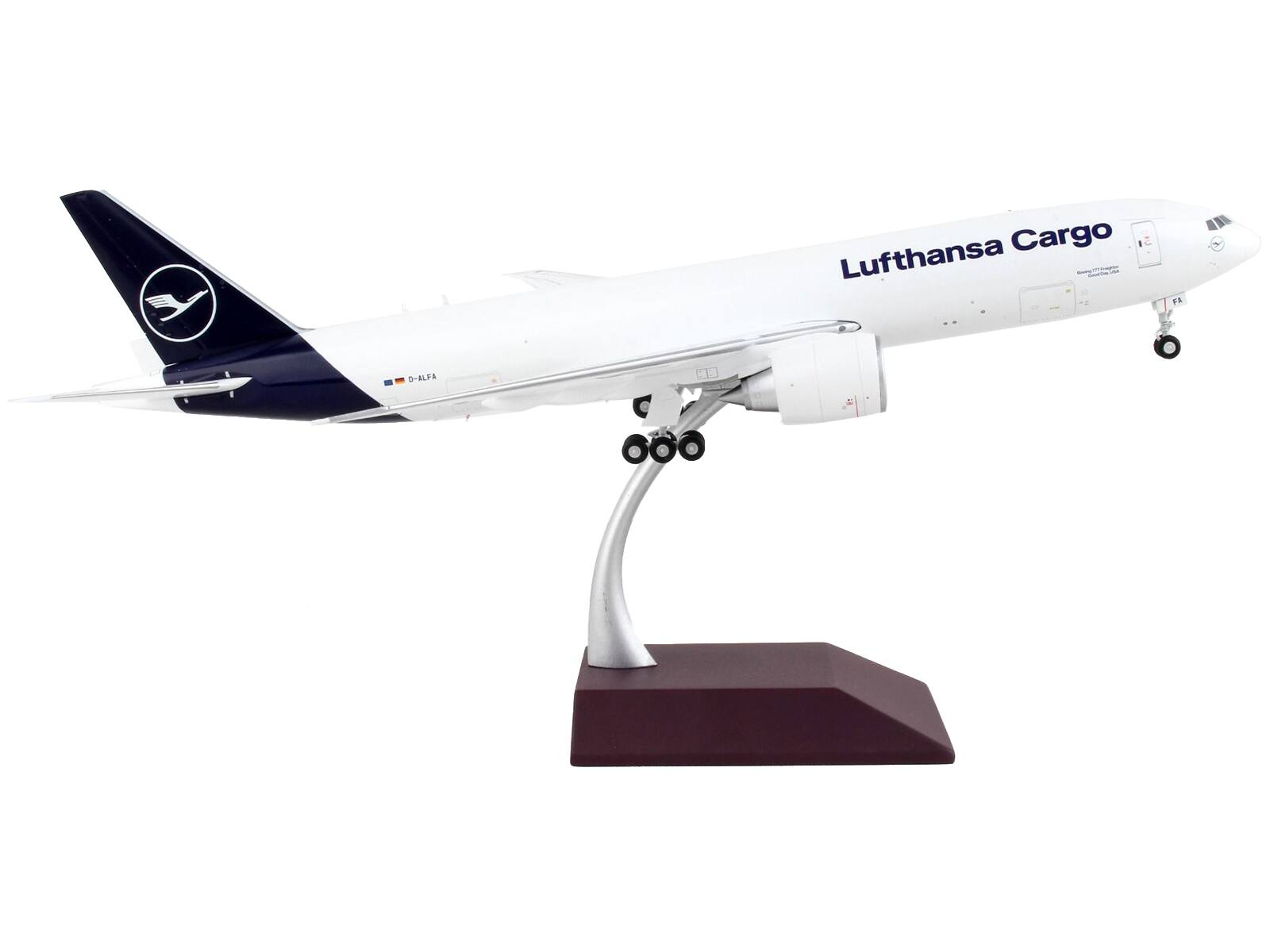 Lufthansa Cargo  
D-ALFA