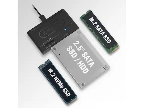 A DOCK M.2 ICY 2.5" SATA SSD / HDD SATA M.2 NVMe SSD
A TOP SIDE SATA SSD
M.2 SATA SSD
M.2 NVMe SSD
2.5" SATA SSD / HDD