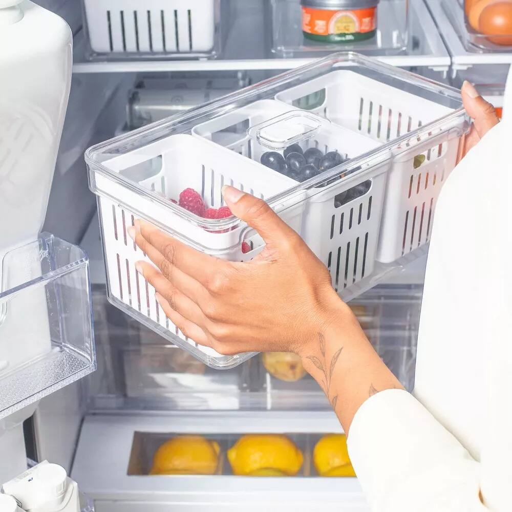 Angle. OU - OU Fridge Organizer Bins with Drain Basket & Vented Lid, BPA Free Produce Kitchen Storage Container - Clear.