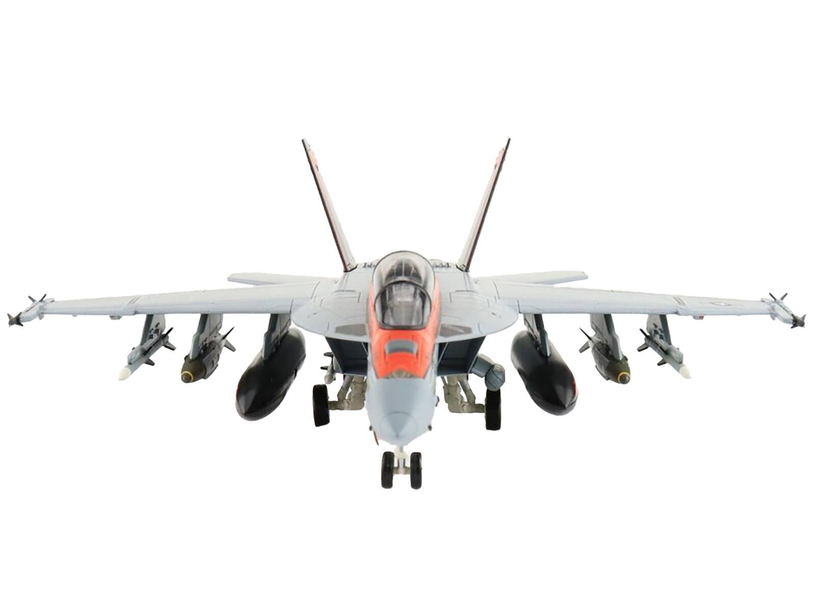 Left. Hobby Master - Boeing F/A-18F Super Hornet "VFA-94 Mighty Strikes USS Nimitz" 2021 US Navy "Air Power Series" 1/72 - Gray.