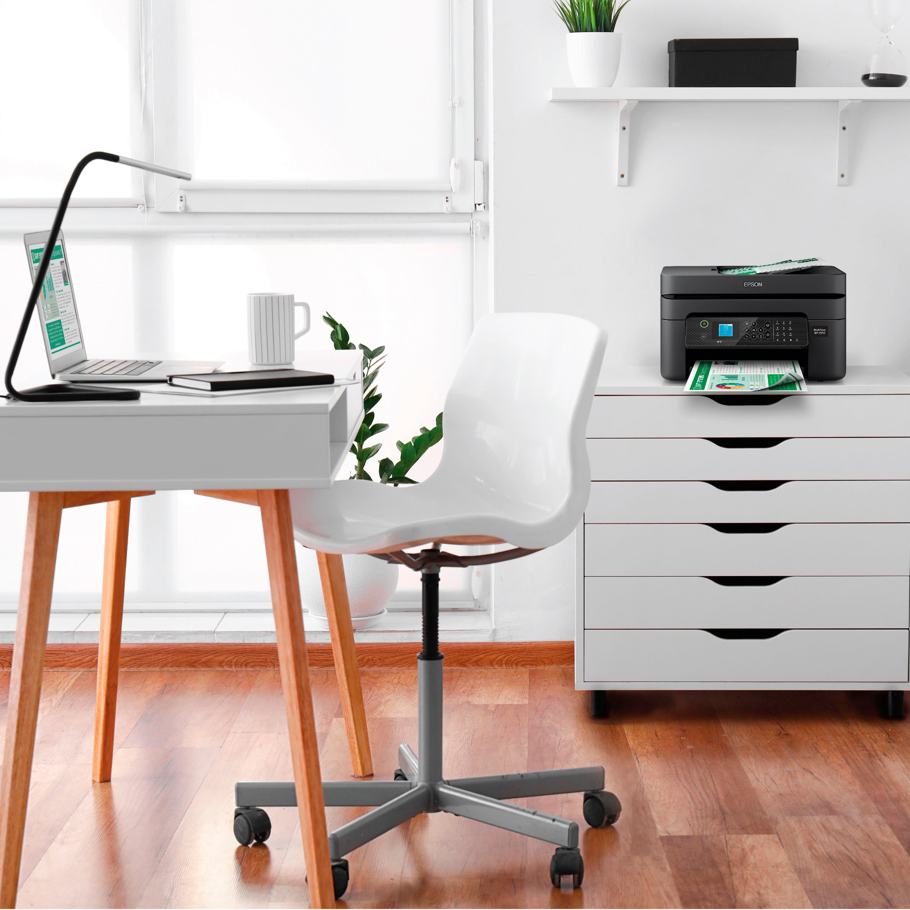 The text on the image reads "3 - ... d - 4 ... - d." However, it is not clear what the actual text is or what it refers to. It could be a part of a description or a message, but without more context, it is not possible to group or correct the text accurately.