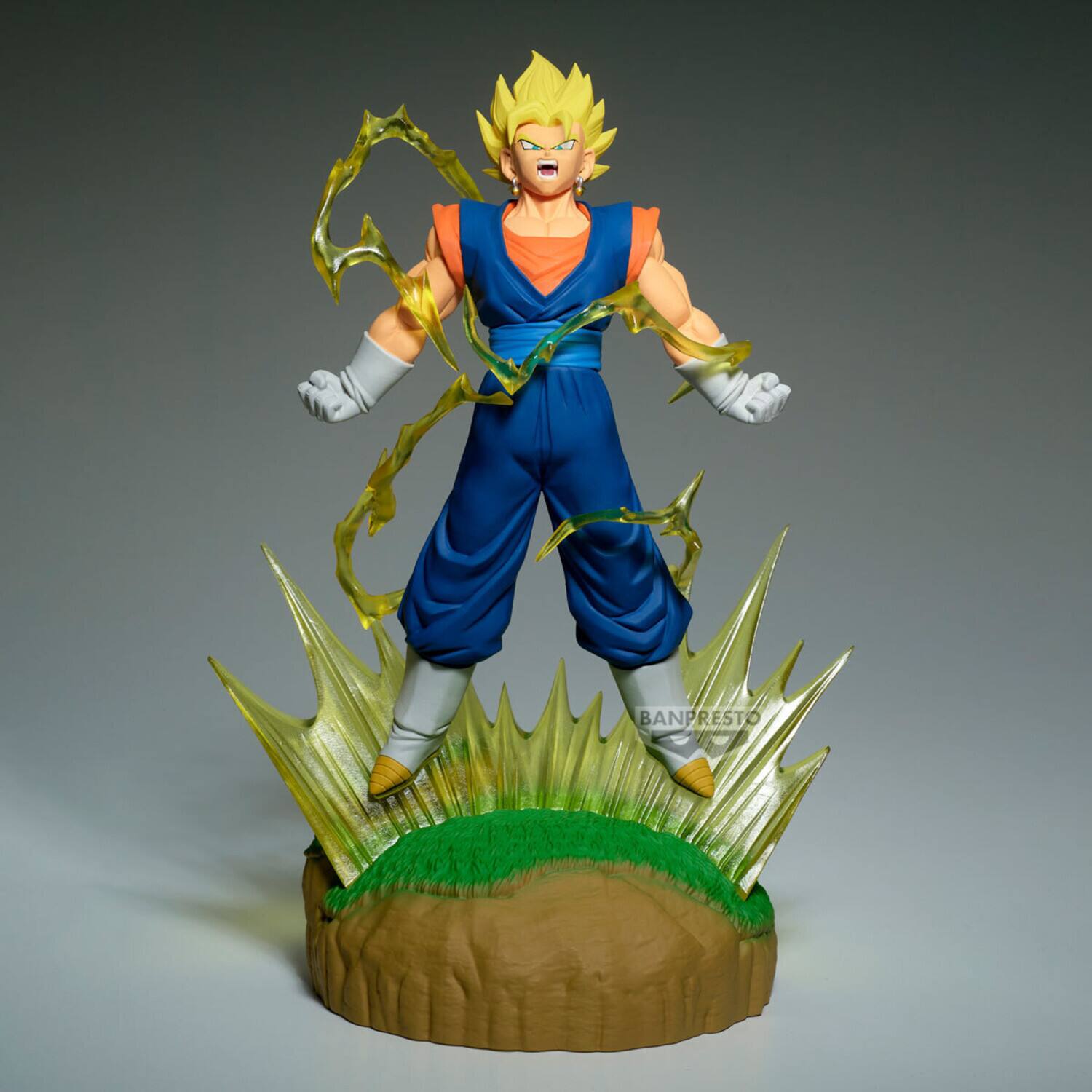 Alt View 2. PopMarket - banpresto Dragon Ball Z History Box Vegito Statue   - COLLECTIBLES - Multicolor.