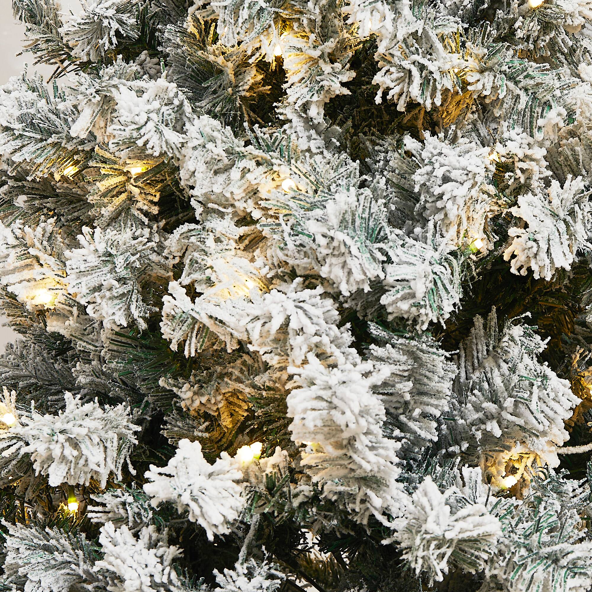 Angle. Sweet Home Collection - 6 FT Frosted Pre-Lit Artificial Christmas Tree with 820 PVC Tips 250 LED Lights - Green.