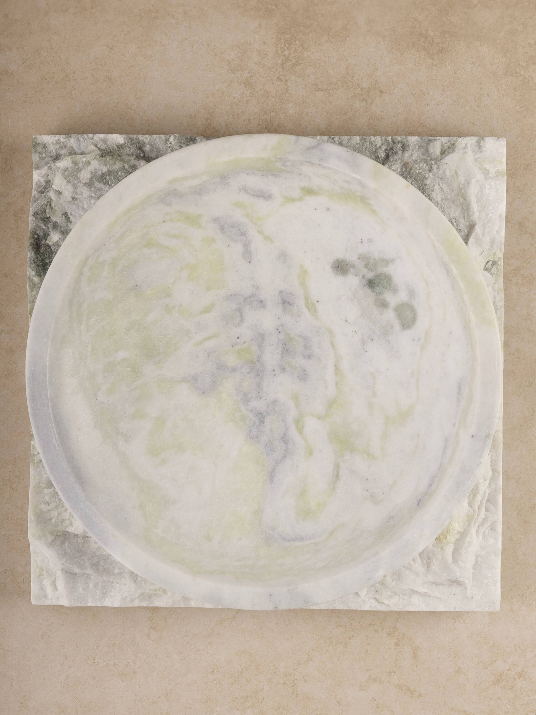 Angle. GAURI KOHLI - Shayne Onyx Bowl - Green.