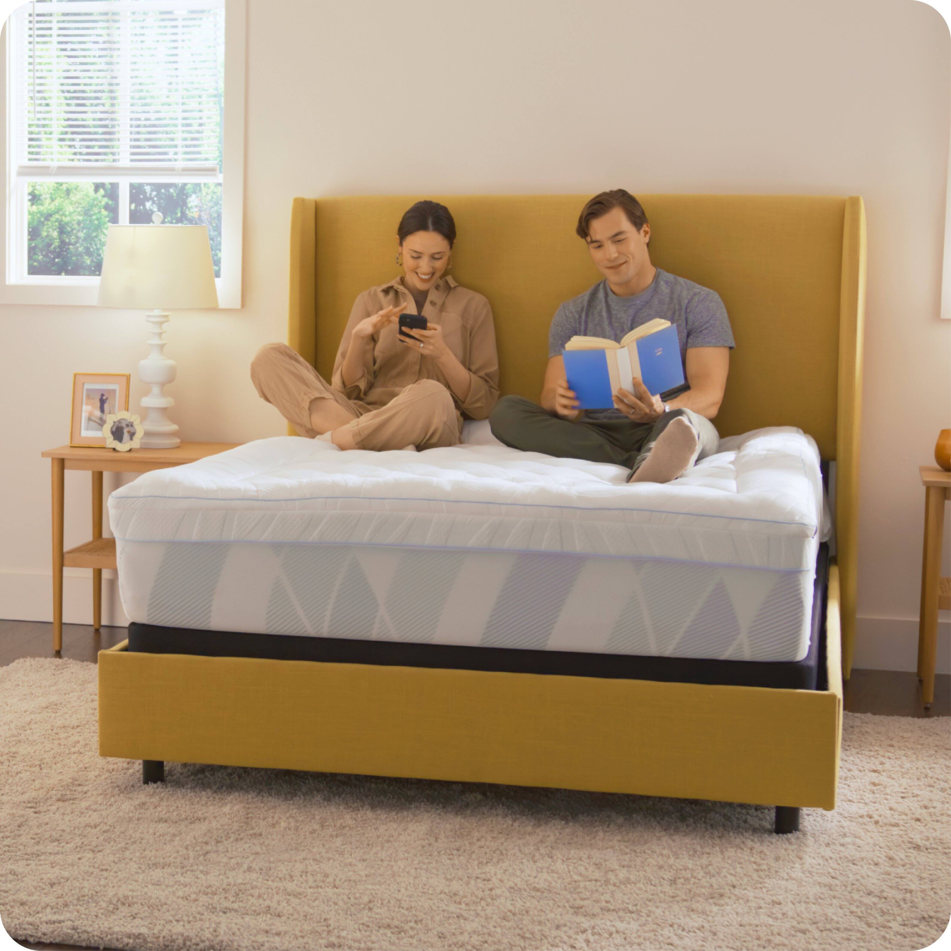 Left. Sealy - Dreamlife 3” Gel Memory Foam Mattress Topper + 1” Quilted Cooling Cover, Twin - Blue.