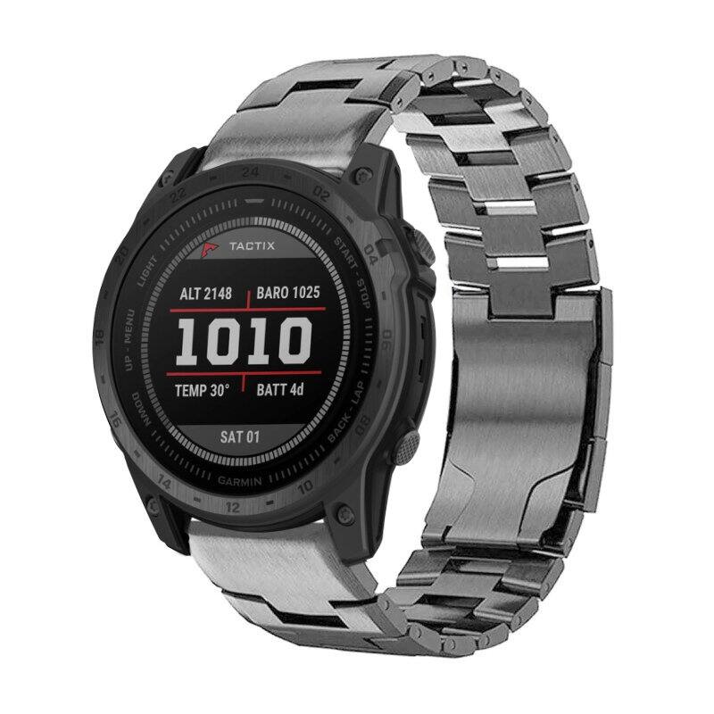 22 24 02 TACTIX 20 LIGHT START 04 ALT 2148 BARO 1025 STOP 18 MENU 1010 90 UP TEMP 30 BATT 4d LAP 16 DOWN BACK 8D SAT 01 14 GARMIN IILII1 10 C 12
