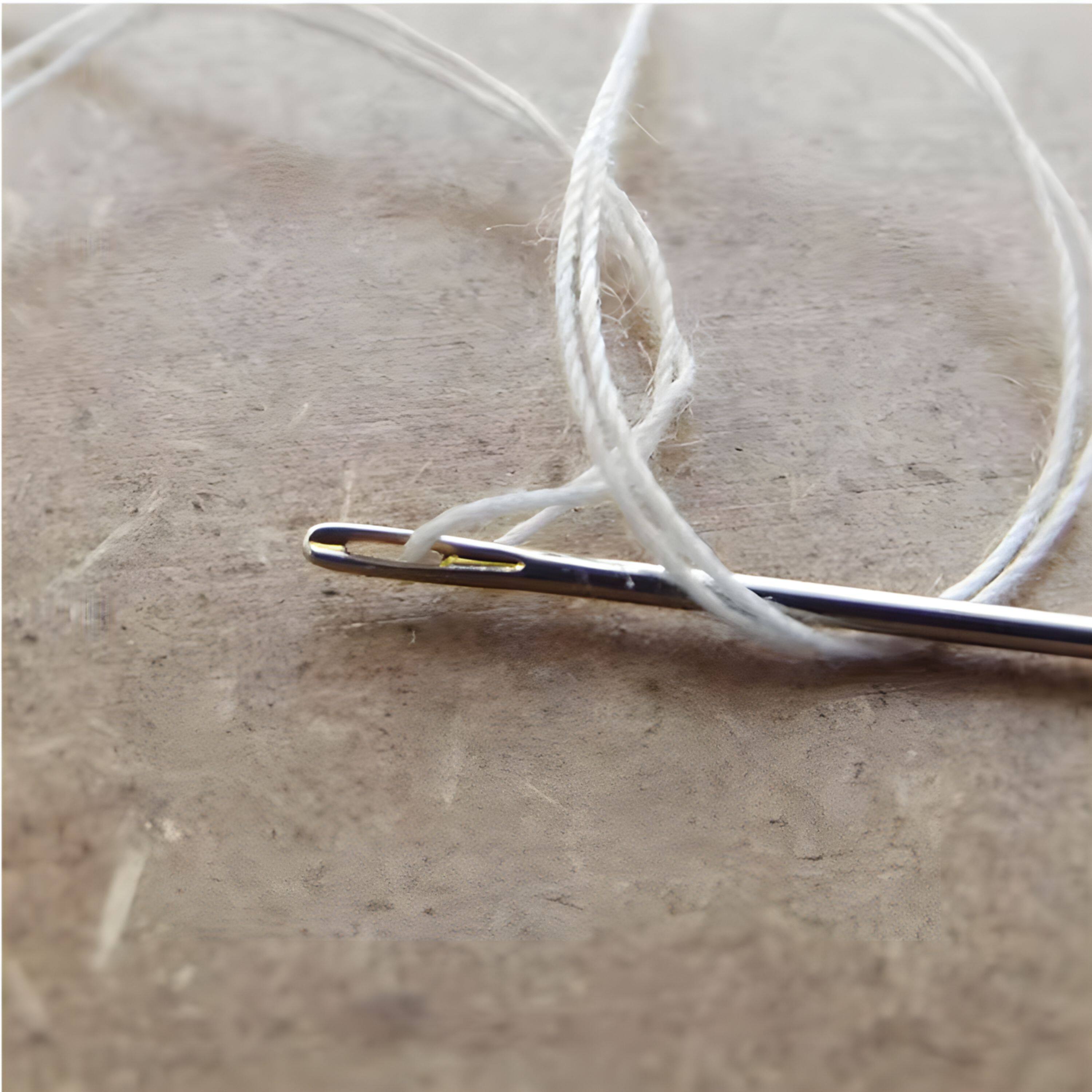 Back. Kitcheniva - Large Eye Sewing Needles with Storage Tube 25 Pcs.
