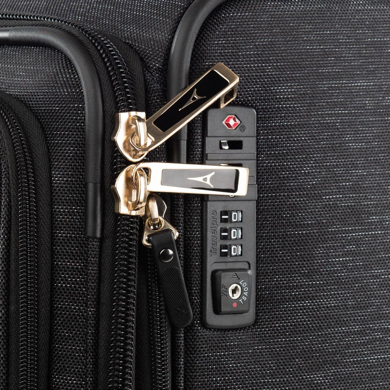 F - Travelpro - D - DLX E ISA00T