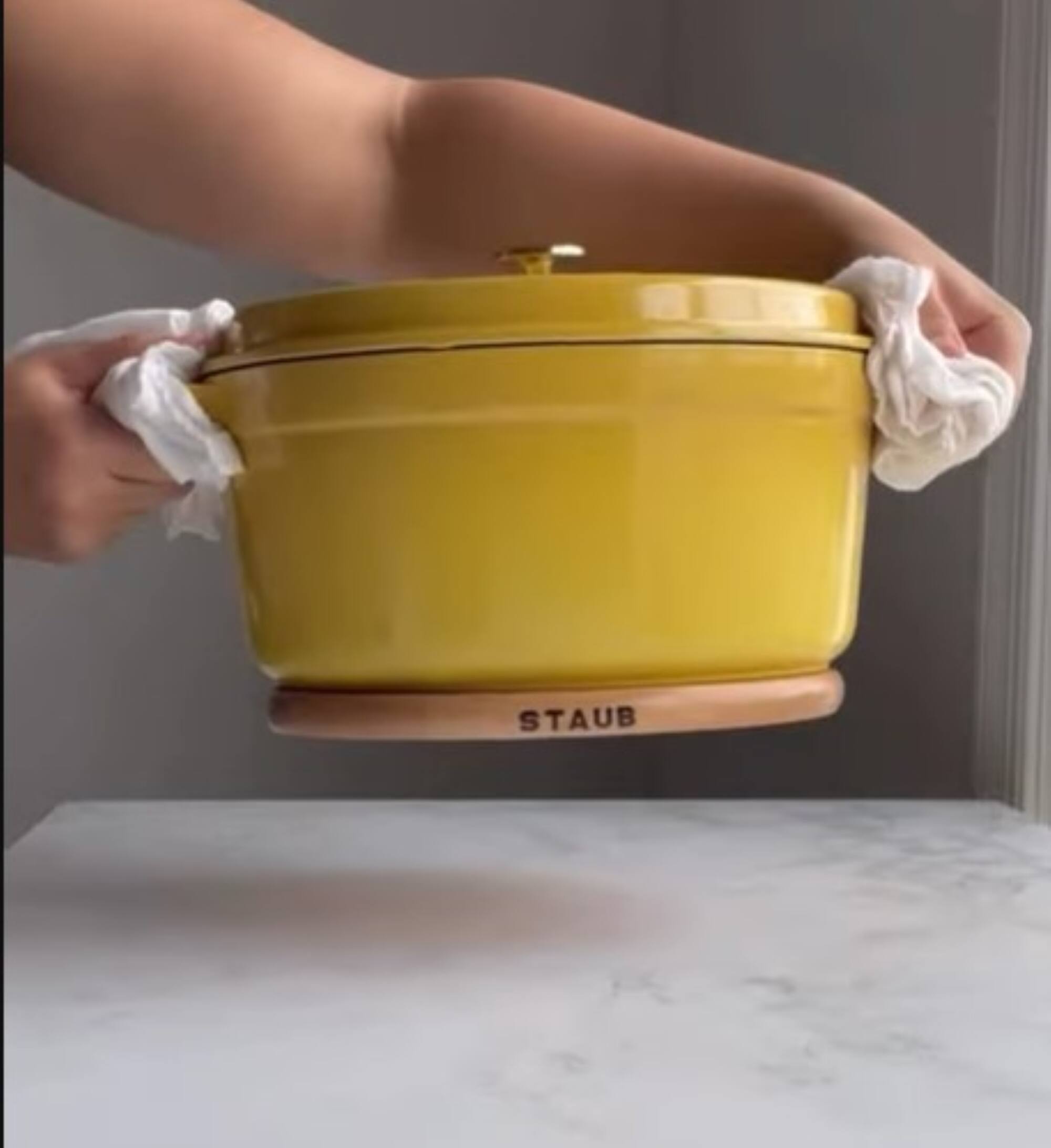 Alt View 3. Staub - Staub 11.4-inch Oval Magnetic Wood Trivet - Brown.