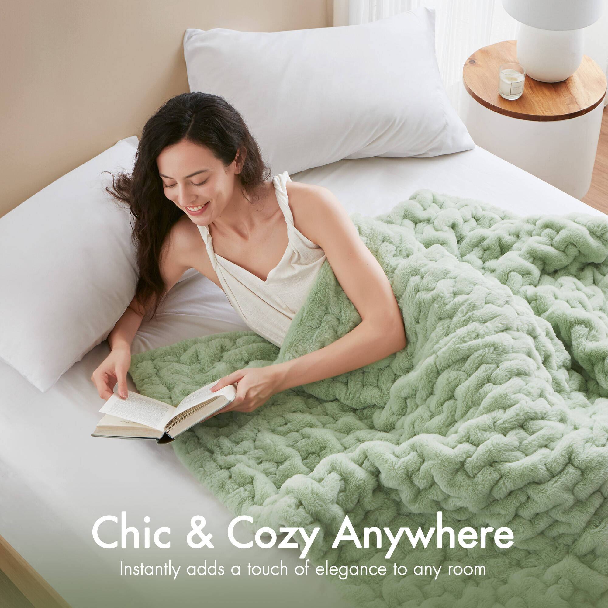 Chic & Cozy Anywhere  
Instantly adds a touch of elegance to any room