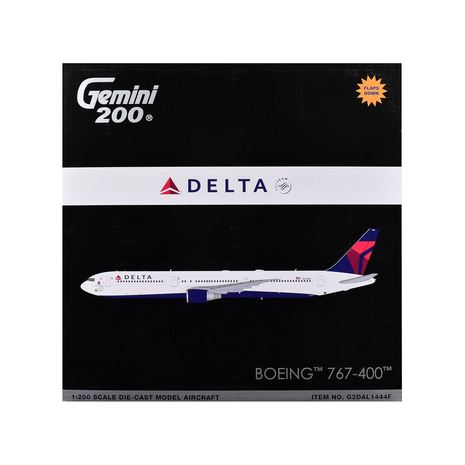 Gemini 200 R  
FLAPS DOWN  
DELTA  
DELTA TM  
BOEING™ 767-400™  
1:200 SCALE DIE-CAST MODEL AIRCRAFT  
ITEM NO. G2DAL1444F