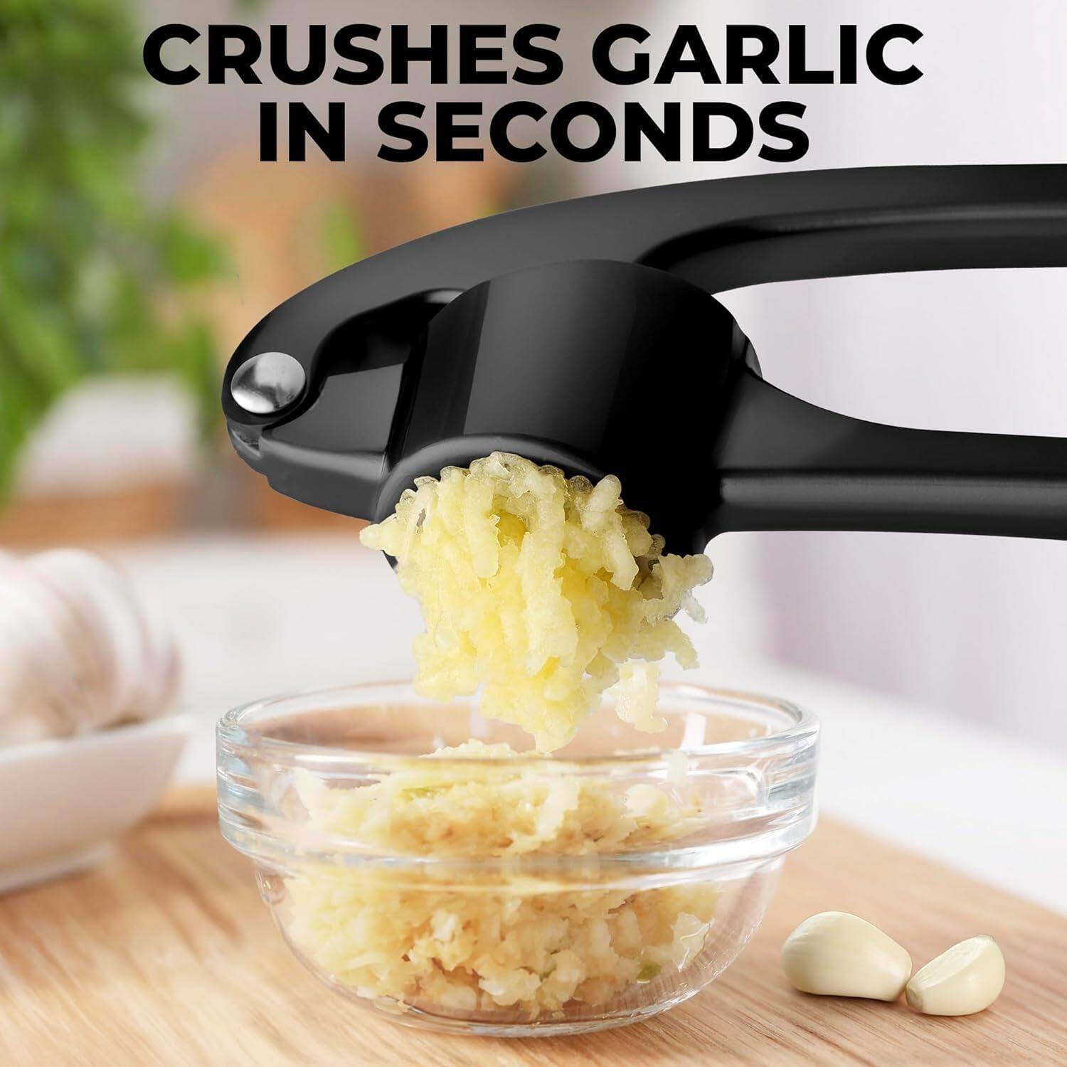 CRUSHES GARLIC IN SECONDS
