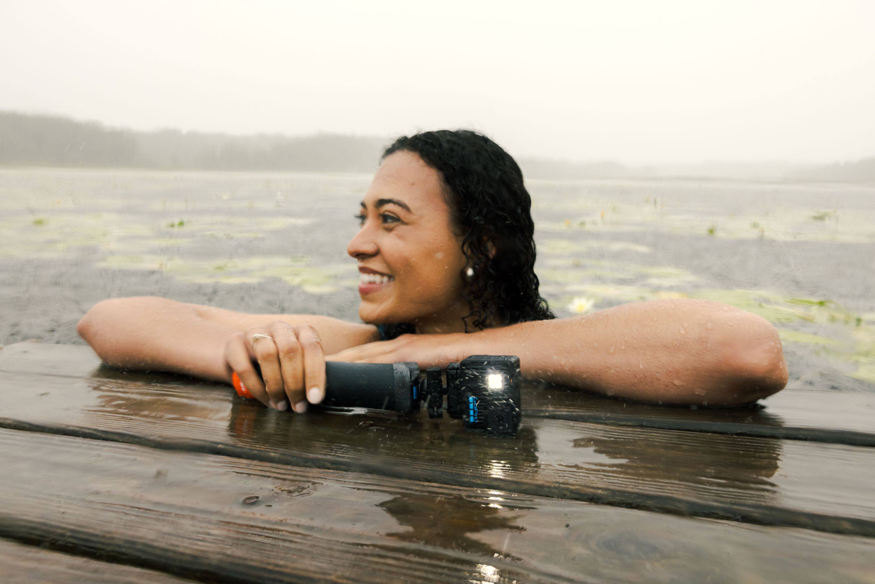 Alt View 8. GoPro - LIT HERO Action Camera - Black.