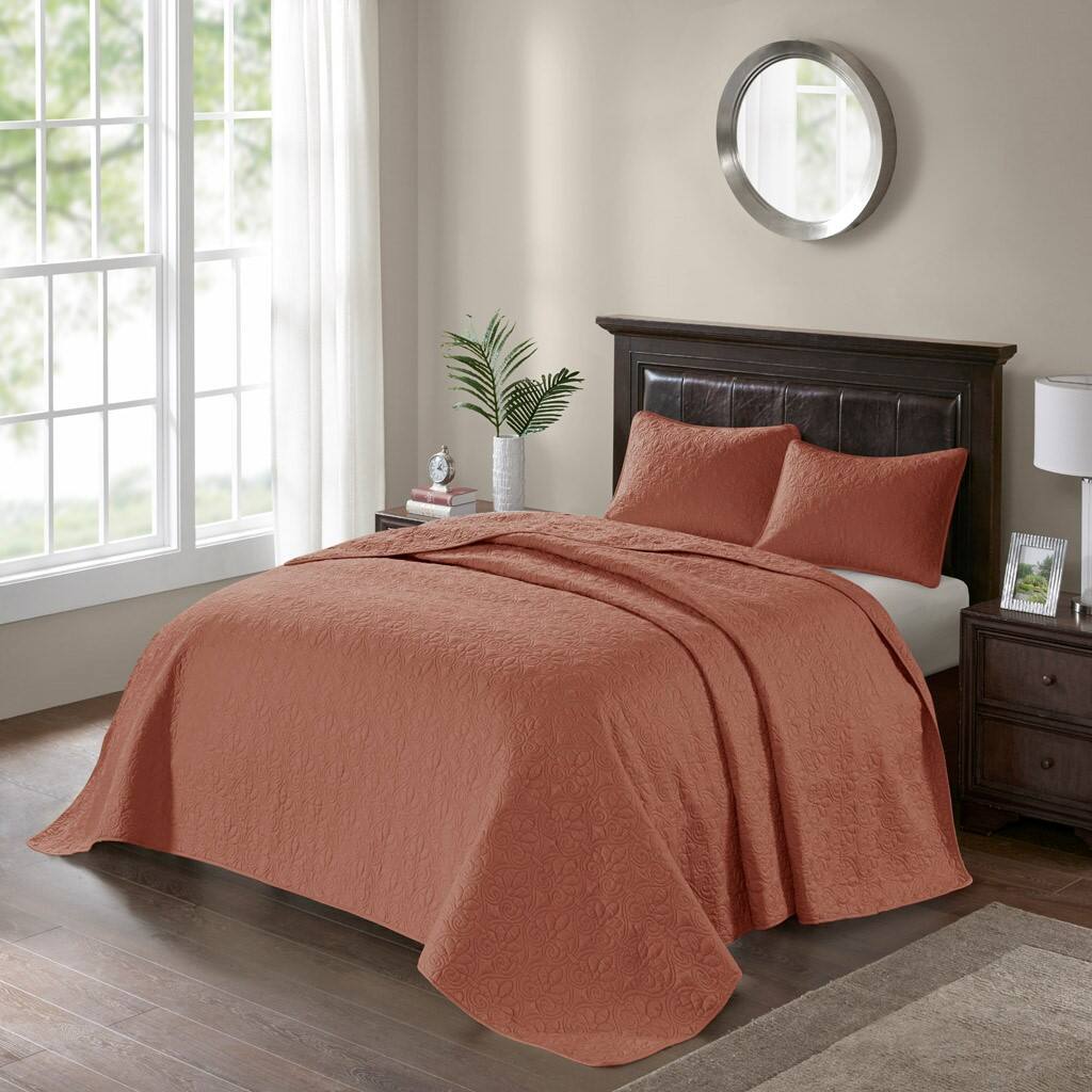 Alt View 1. Gracie Mills - Gracie Mills Sandy Reversible Bedspread Set with Classic Stitch Pattern - Clay Red.