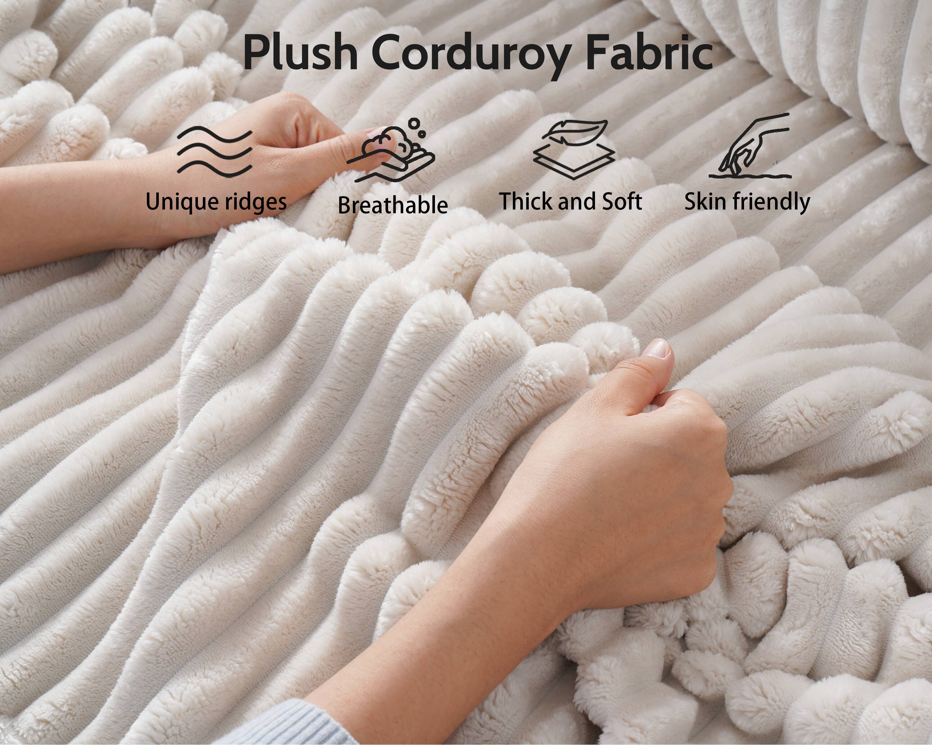 Plush Corduroy Fabric

- Unique ridges
- Breathable
- Thick and Soft
- Skin friendly