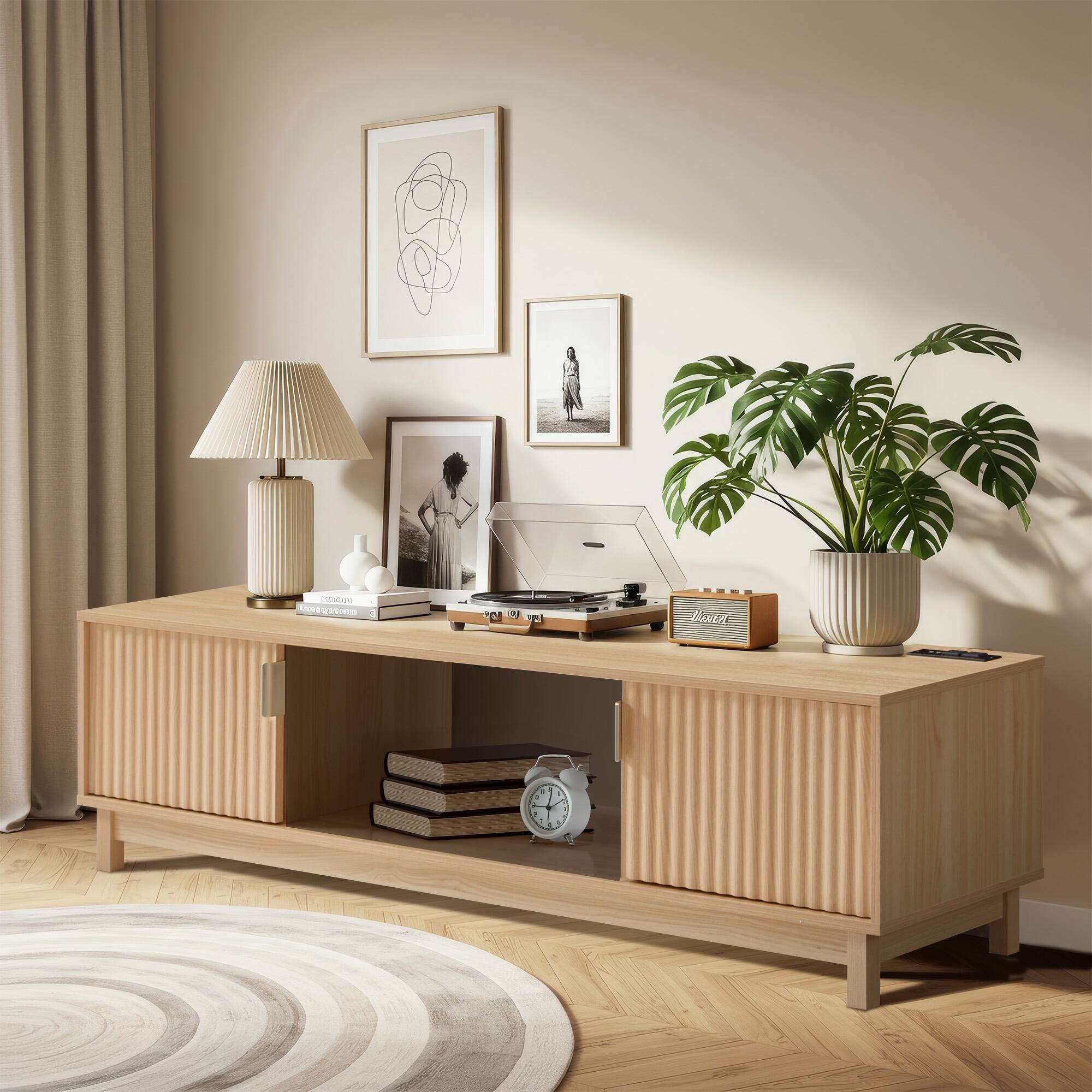 The text in the image appears to be:

"TMISTEN ... UNTIL 31 P tover - - J"