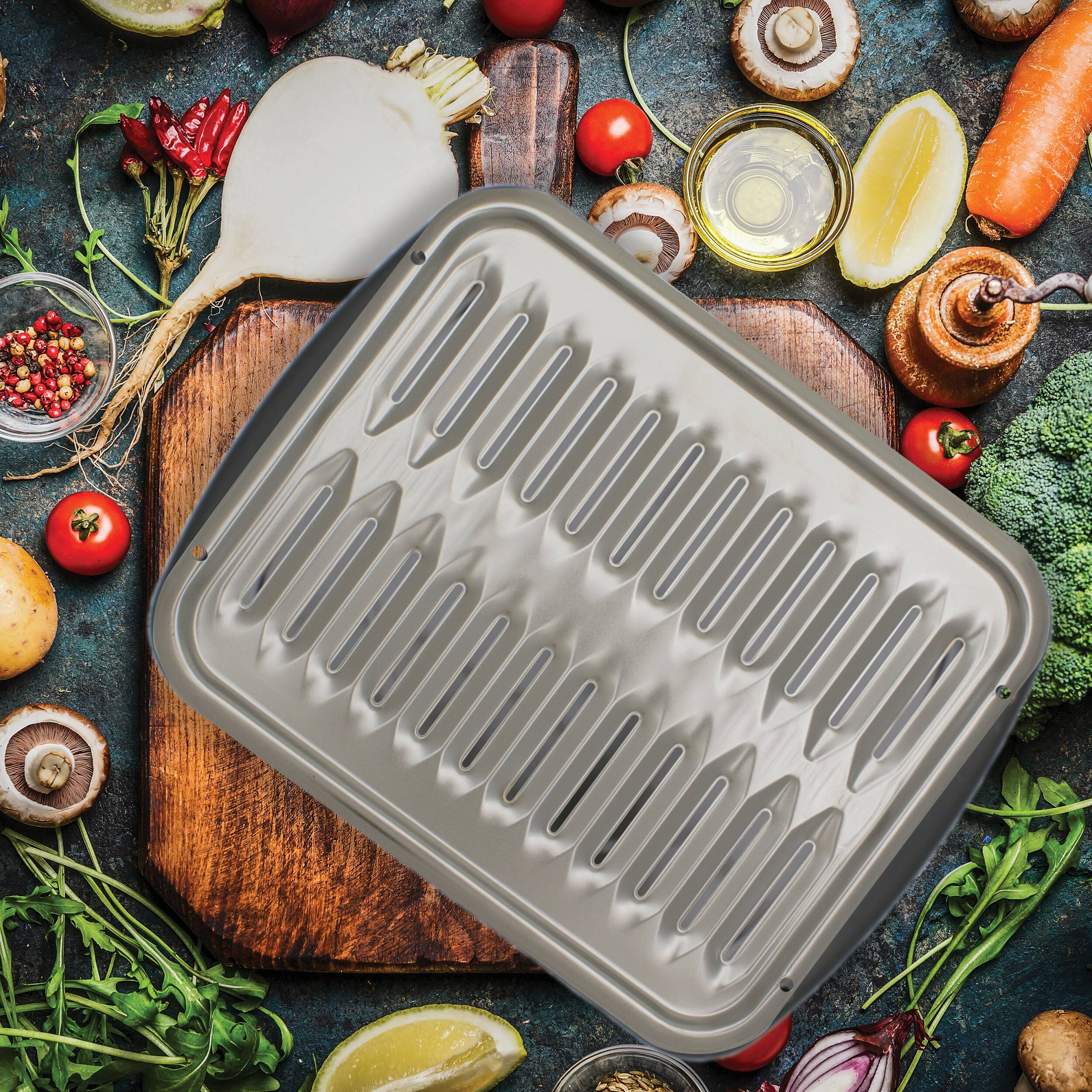 Alt View 5. Range Kleen - Range Kleen BP100 2 Piece 16 x 12.75 Inch Air Fry, Bake and Broiler Pan with Chrome Grill - Black with Chrome.