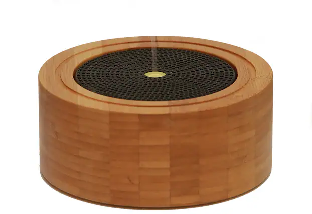 Front. Sunpentown - 100 ml/3.3 fl.oz Ultrasonic Aroma Diffuser and Humidifier - Bamboo.