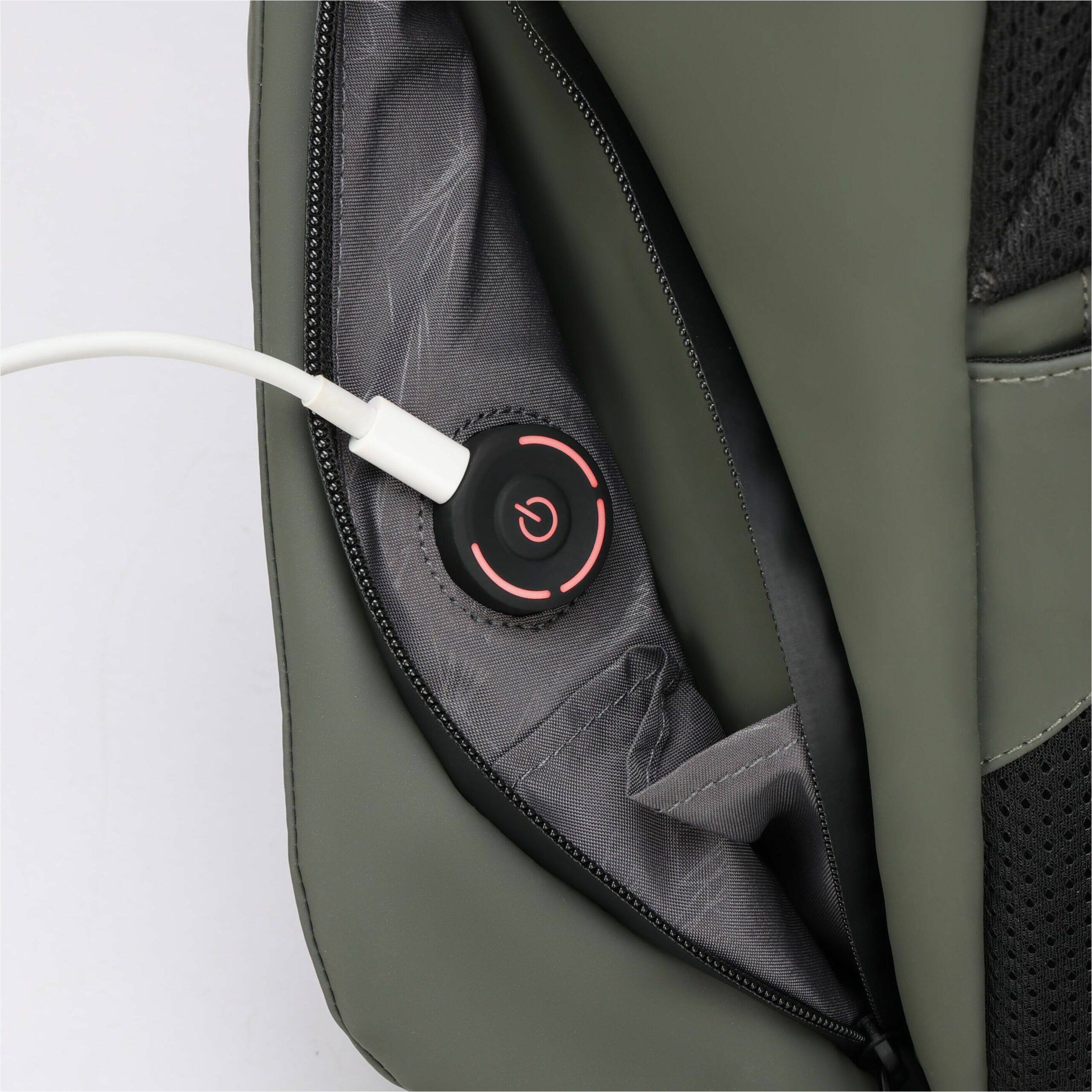 Alt View 25. Swissdigital Design - LAMONE L LED TSA-Friendly Water-Resistant Backpack With USB Charging Port  RFID Protection and Fits Up to 16″ Laptop - Dark Green.