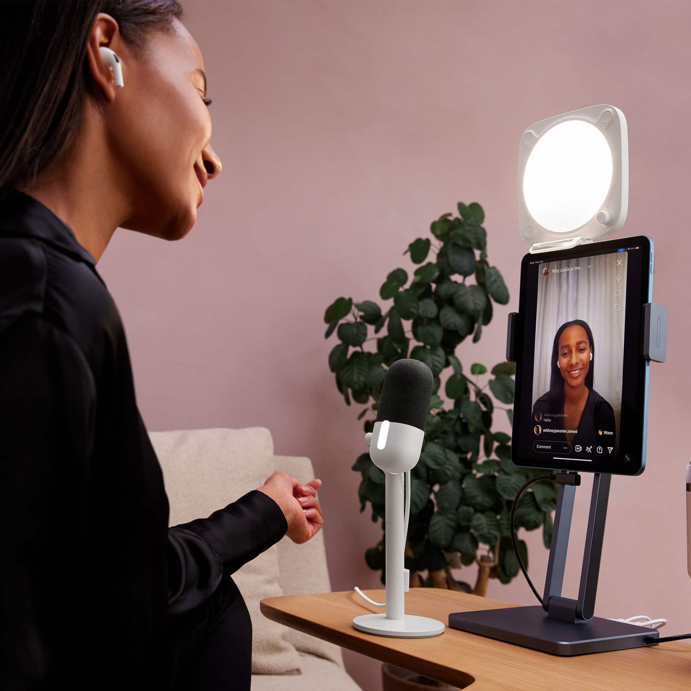 Alt View 14. Elgato - Wave Neo Wired Cardioid Condenser USB Microphone - White.