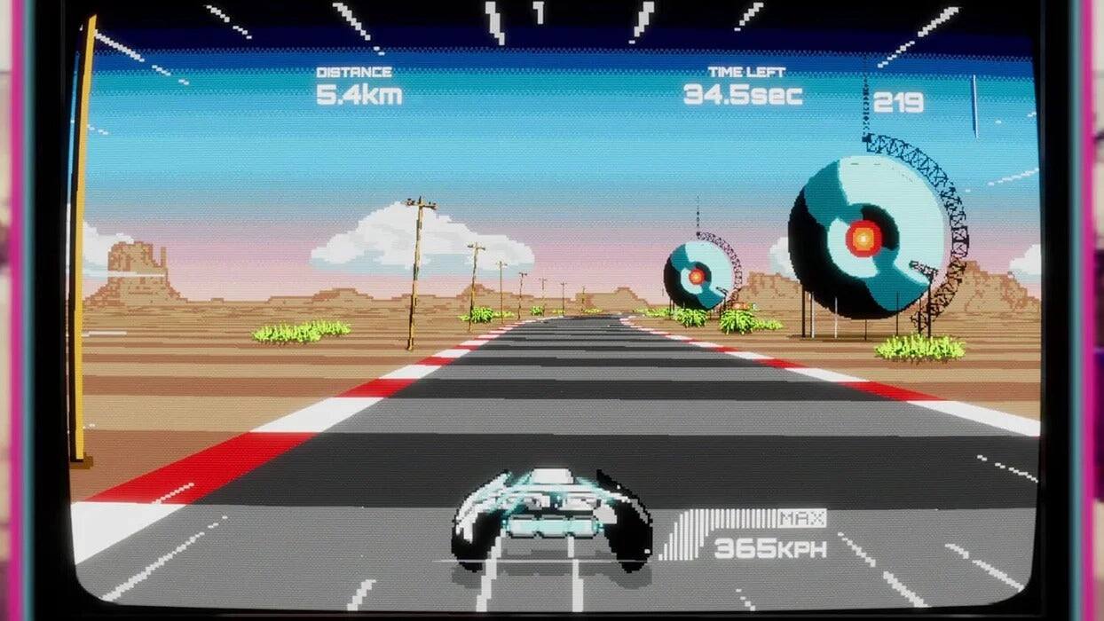 DISTANCE 5.4km  
TIME LEFT 34.5sec  
219  
MAX 365KPH