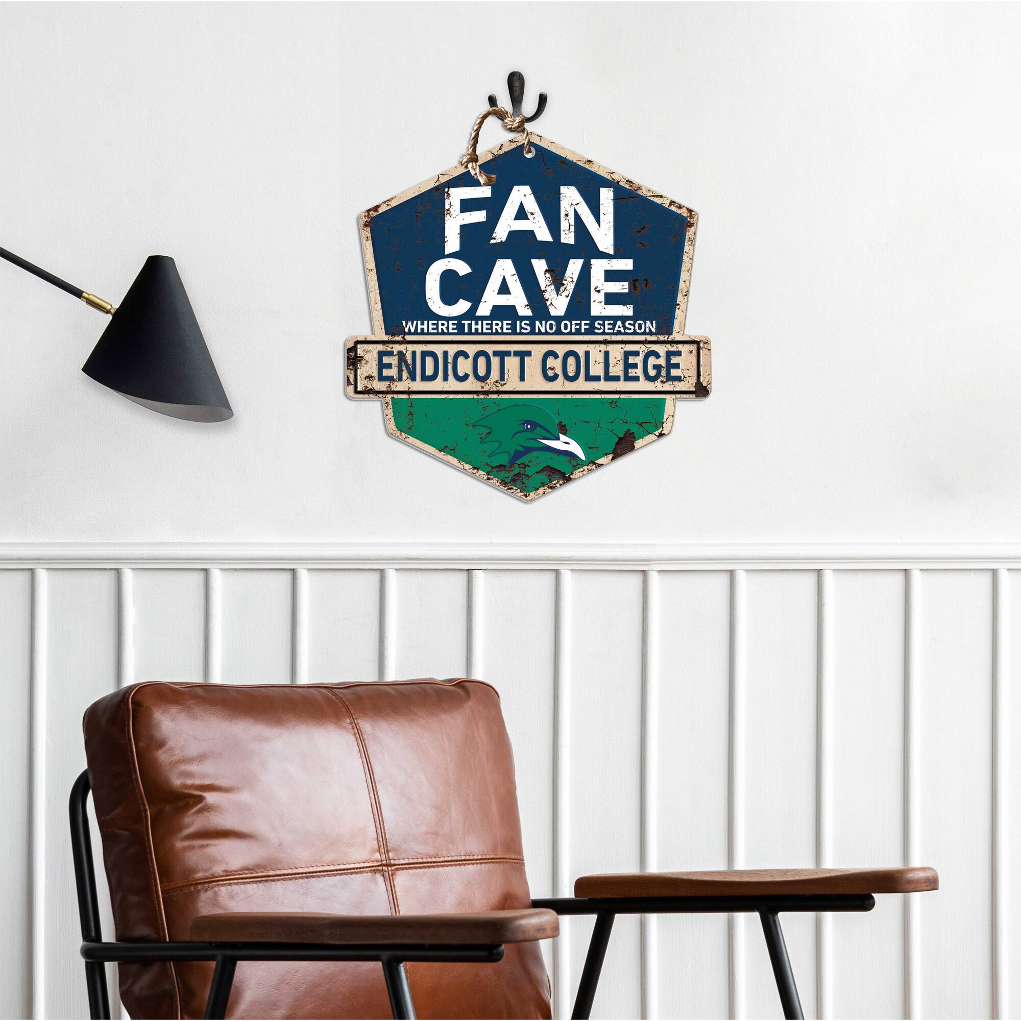 FAN CAVE  
WHERE THERE IS NO OFF SEASON  
ENDICOTT COLLEGE