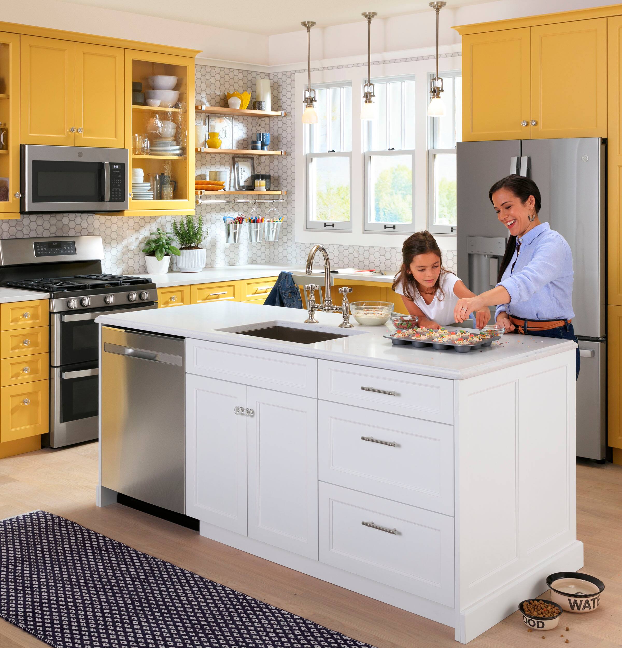 Alt View 12. GE - 30 in. Wide 5 Burners 6.8 Cu. Ft. Freestanding Double-Oven Gas Convection Range with Self-Steam Cleaning and Air Fry - Stainless steel.