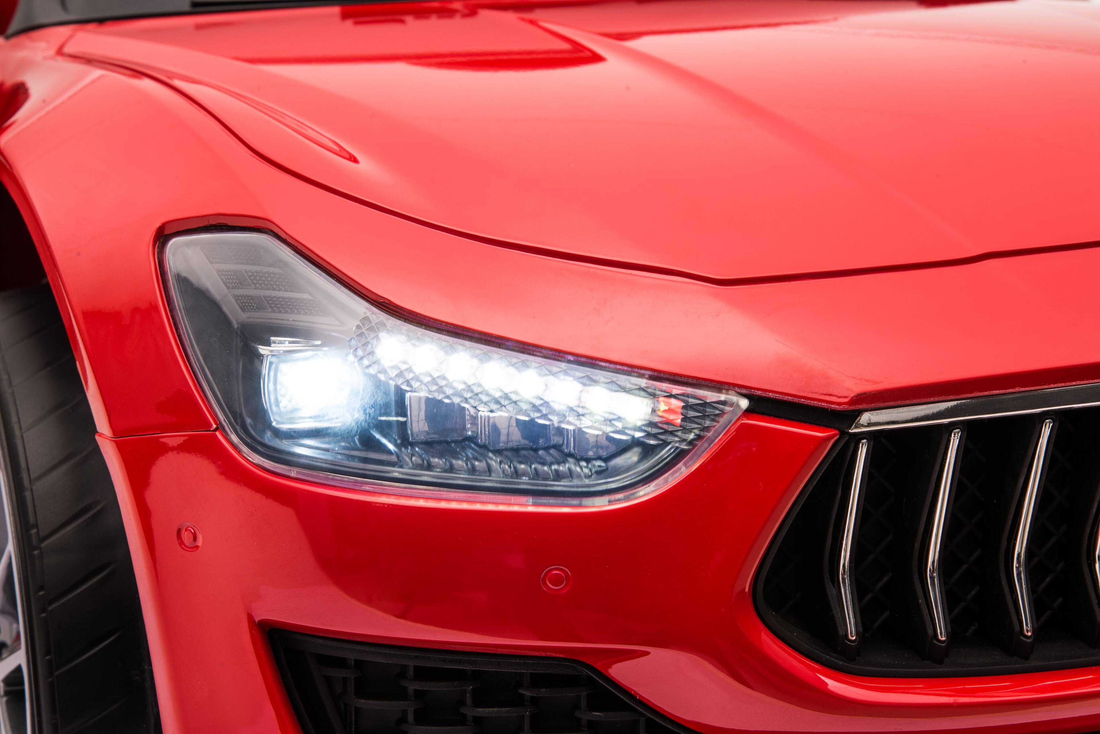 Left. Best Ride On Cars - Maserati Ghibli 12V Red - Red.