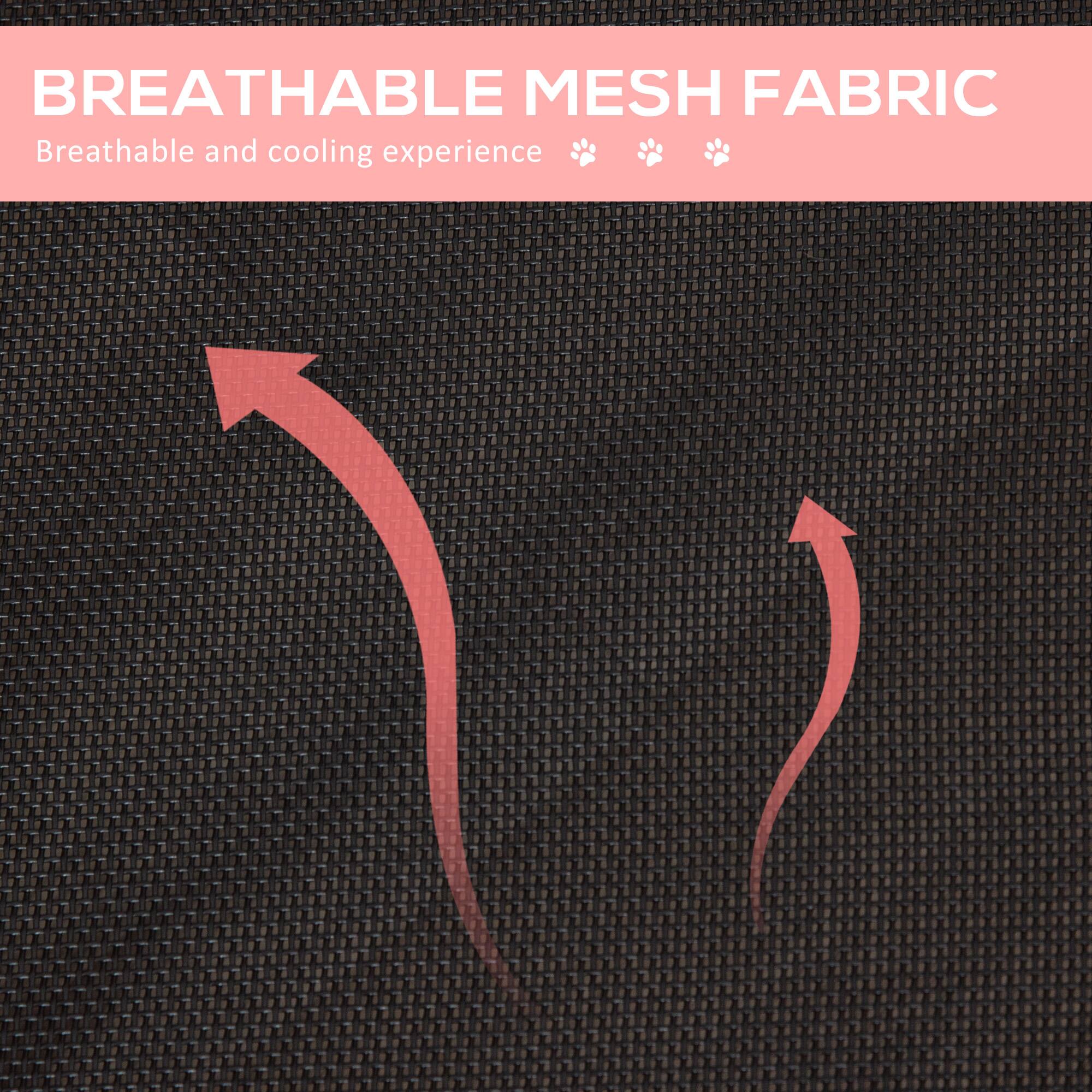 BREATHABLE MESH FABRIC  
Breathable and cooling experience