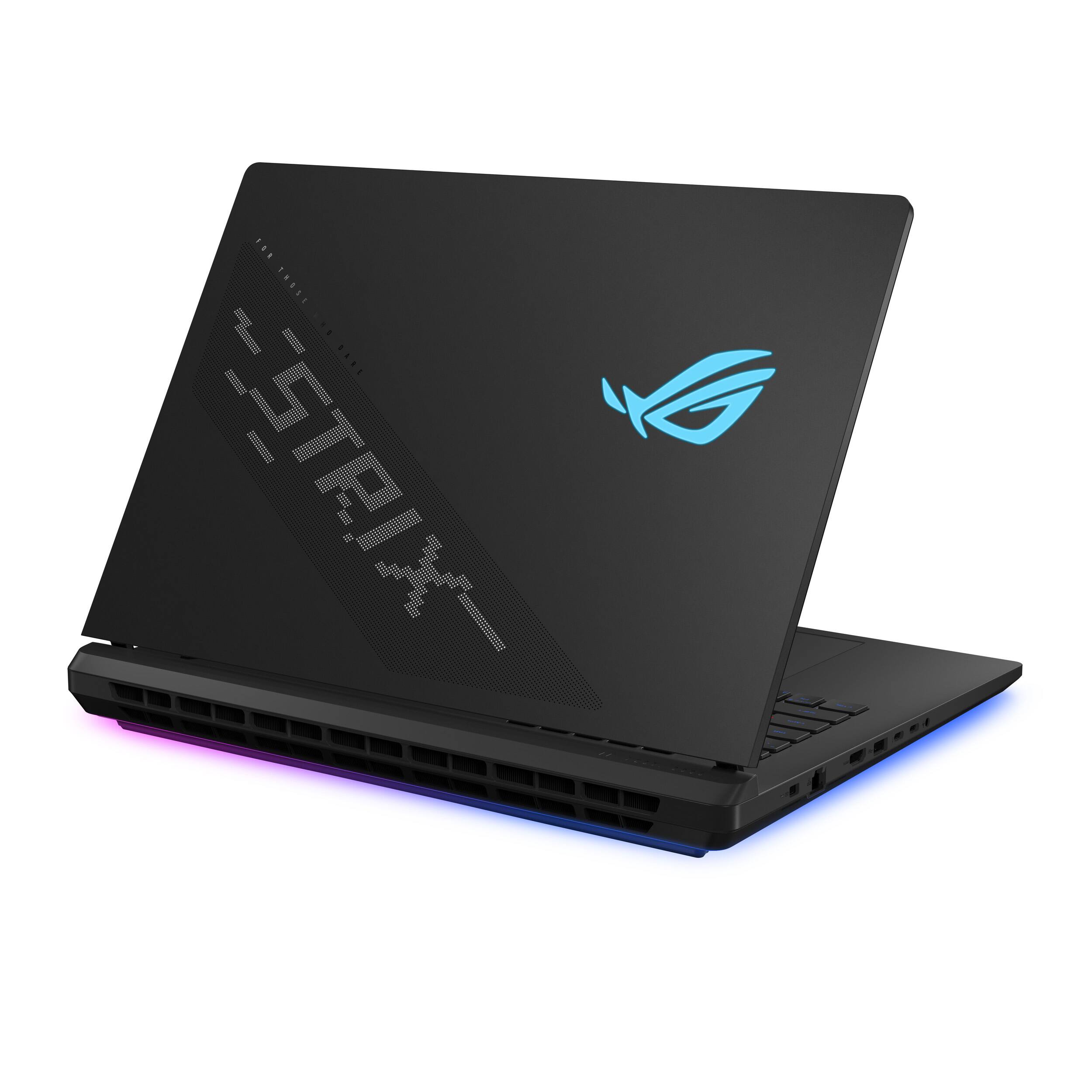 Alt View 18. ASUS - ROG Strix SCAR 18 18" 4K 240Hz Gaming Laptop - Intel Core Ultra 9 HX Plus - 32GB RAM - NVIDIA GeForce RTX 5090 - 1TB SSD - Off Black.