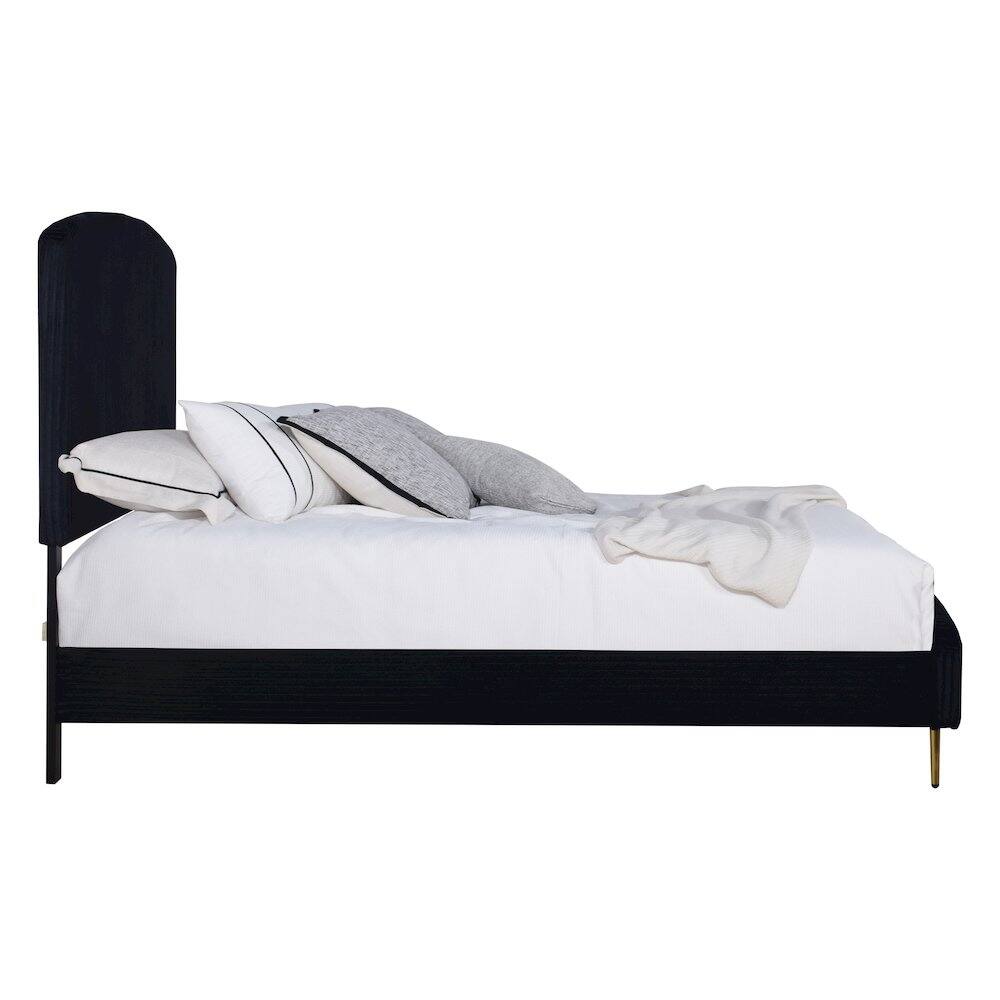 Angle. New Classic Furniture - Kailani Wood Queen Bed - Black.
