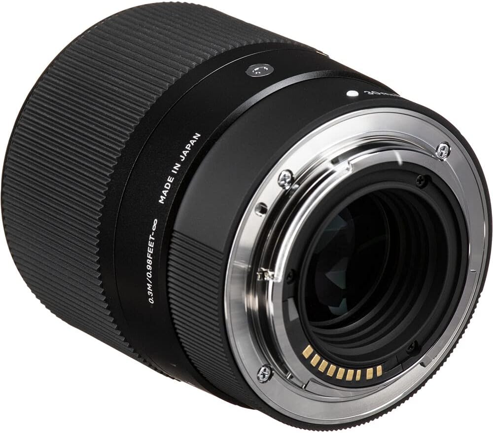 MADE IN JAPAN  
0.3M/0.98FEET