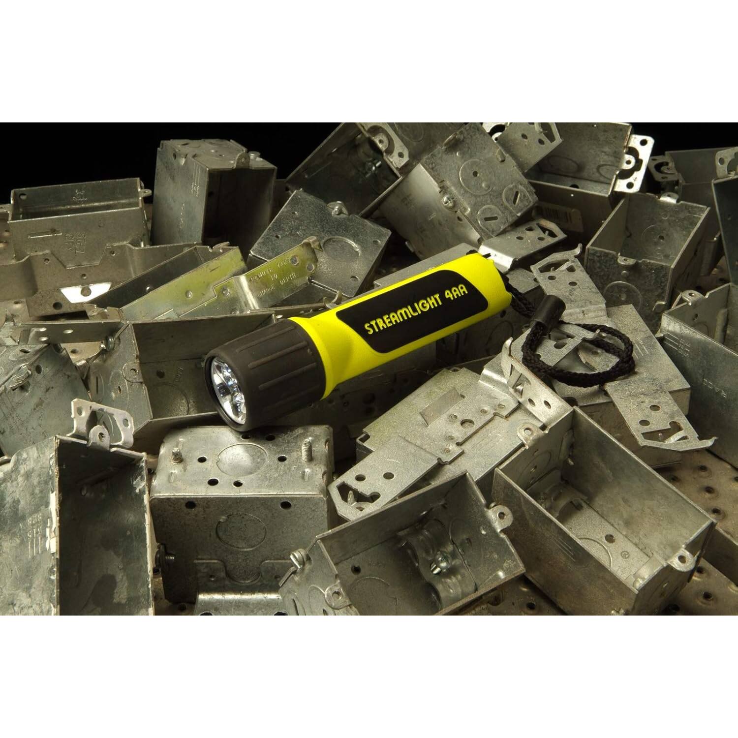 0g ONT 1N NPIS 4AA STREAMLIGHT