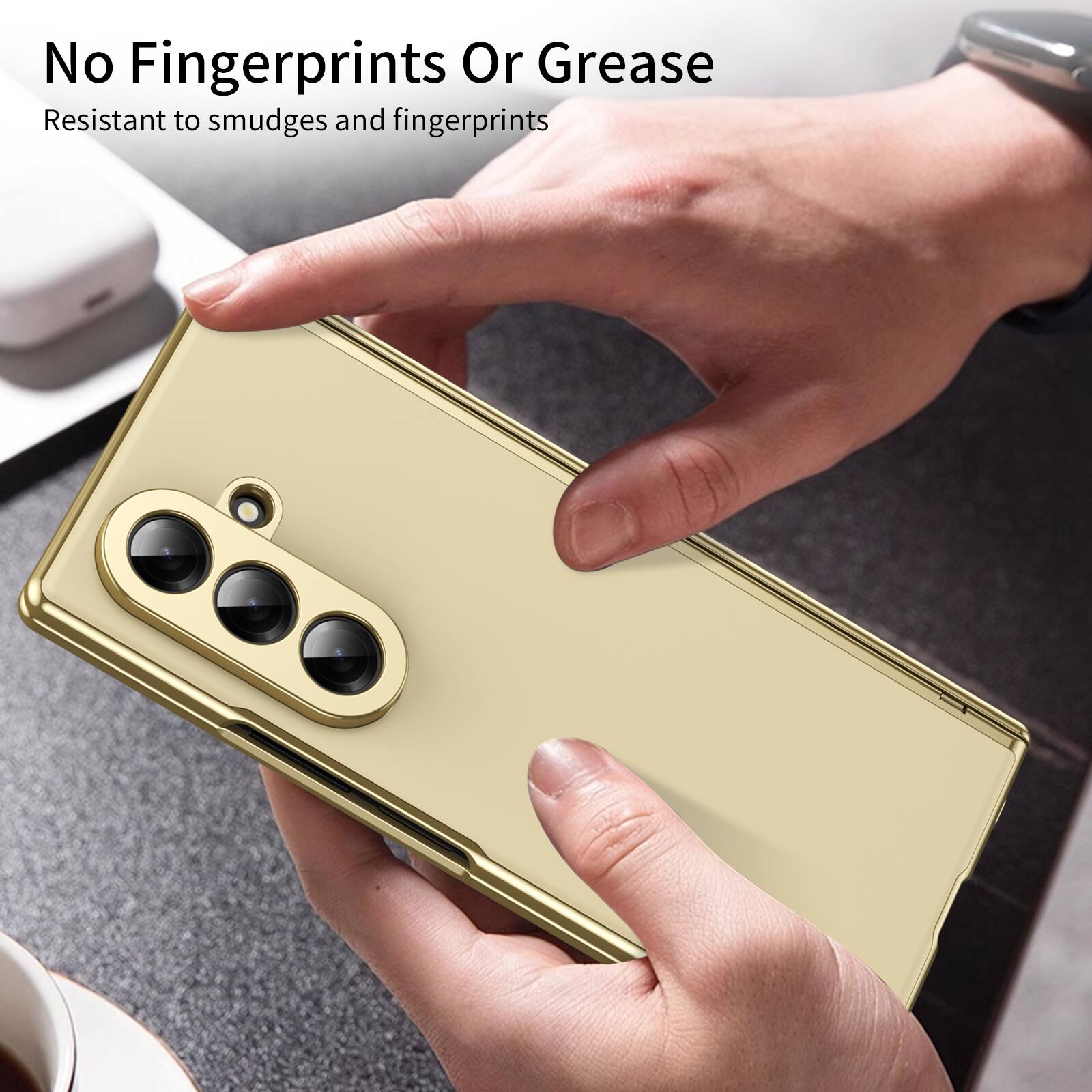 No Fingerprints Or Grease  
Resistant to smudges and fingerprints