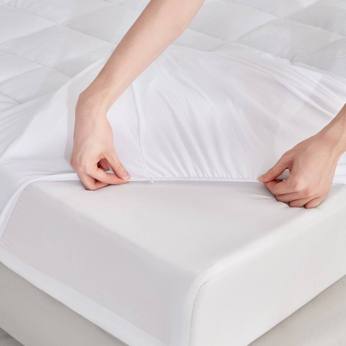 Alt View 2. Gracie Mills - Gracie Mills Keisha Box Quilted Plush Hypoallergenic Down Alternative Waterproof Mattress Pad - White.