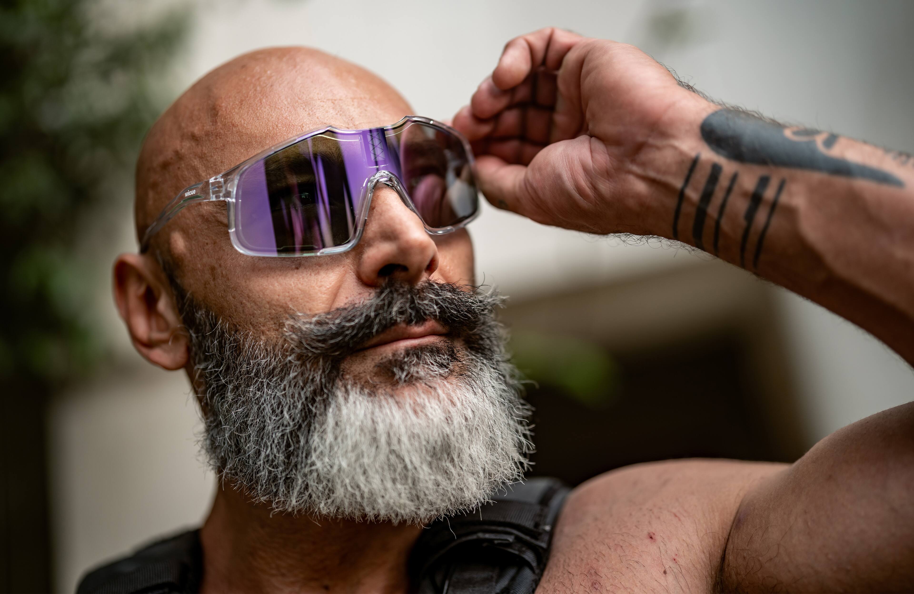 Alt View 2. Chamelo - Falcon Automatic - Obsidian frame | Alpha Blue lenses.