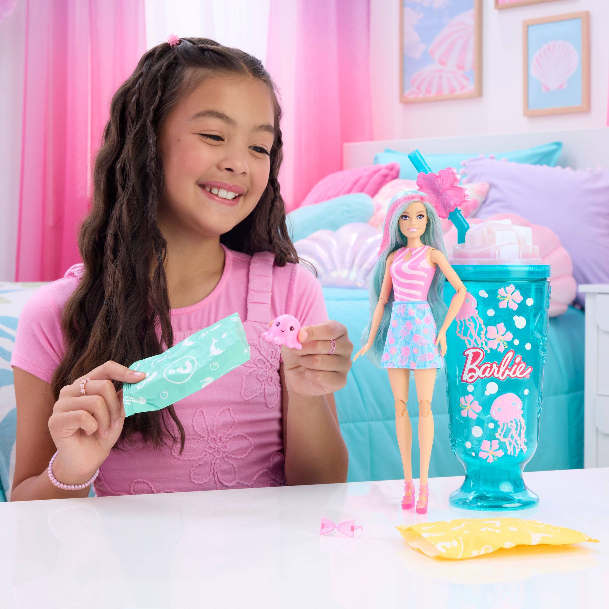 Alt View 4. Barbie - Pop Reveal Sea Slushy Doll.