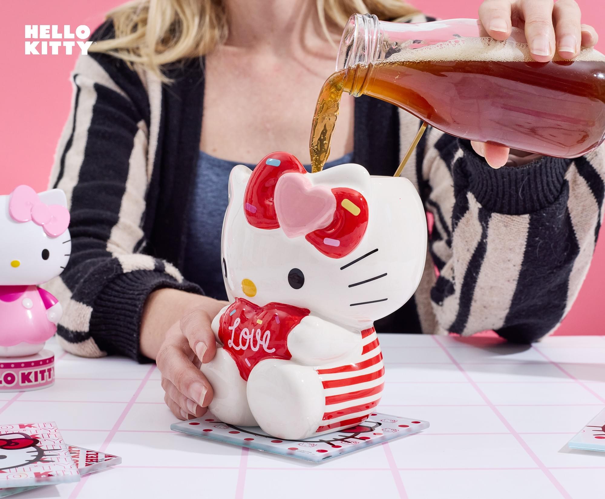 HELLO KITTY O KITT Love (0) HELLO KITTY