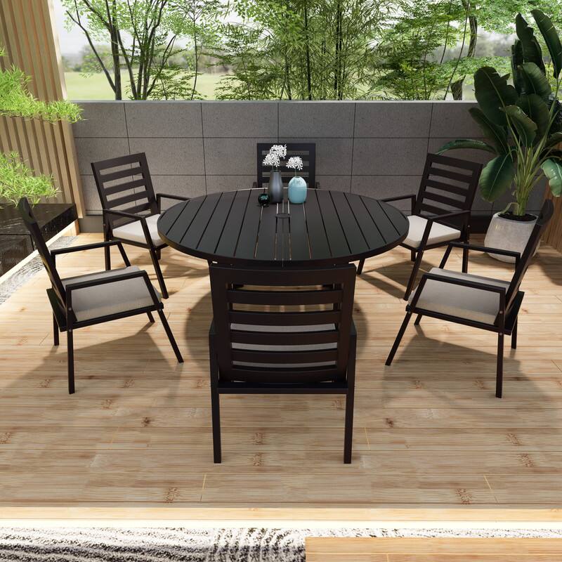 LeisureMod Chelsea 60 Inch Aluminum Round Outdoor Dining Table, Weather ...