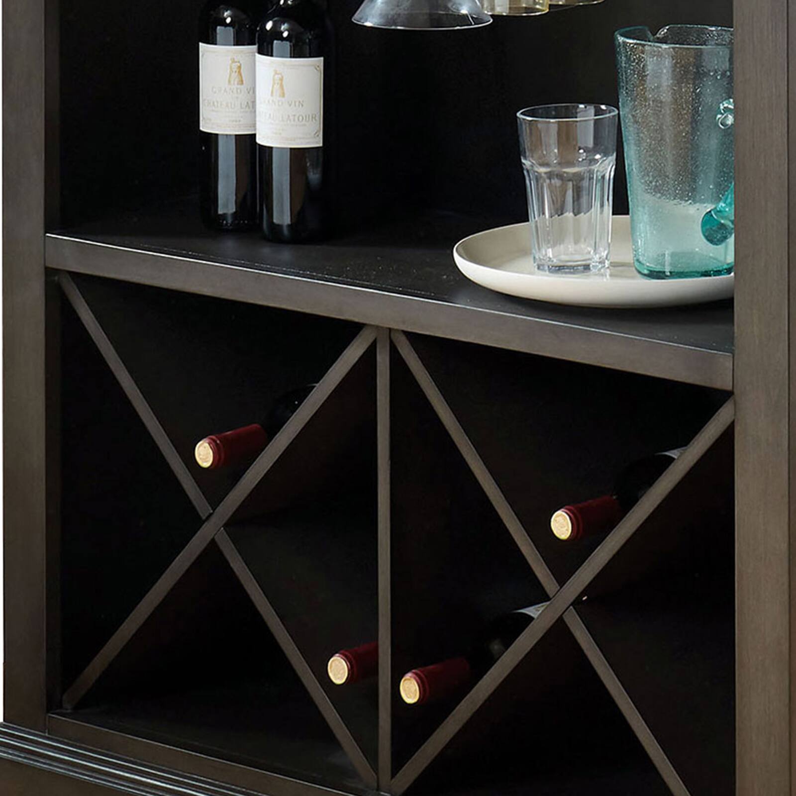 GRAND VIN  
CHATEAU LATOUR