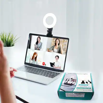 Video Conference Lights
LED Video Light
On-Camera Video Lights
Self-Broadcasting and Live Streaming
Distance Learning and Remote Teaching
SELFILA
